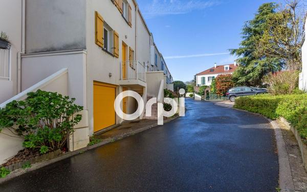 Appartement à vendre    5 pièces • 126,79 m2 Antony