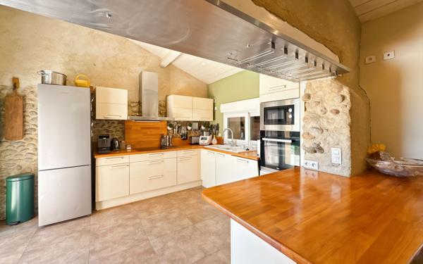 Maison à vendre    4 pièces •  Valence