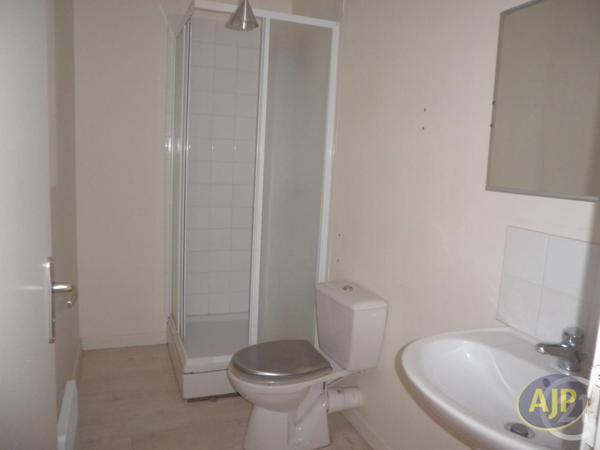 Vente immeuble Pauillac : 350 000 € - AJP Pauillac Immobilier
