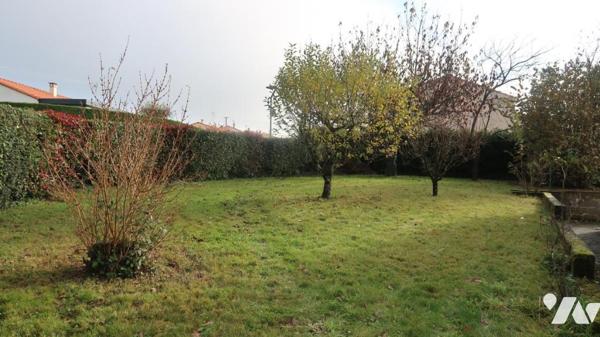 LA MEILLERAIE TILLAY, MAISON D'HABITATION DE PLAIN-PIED DE 116 M² HABITABLES.