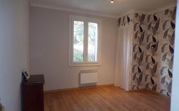 Maison à vendre    7 pièces • 186 m2 La Tour-d'Aigues