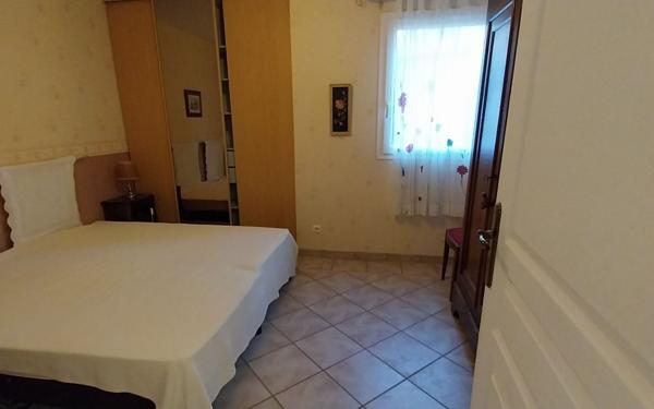 Maison à vendre    7 pièces • 186 m2 La Tour-d'Aigues