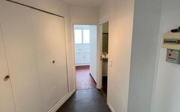 Appartement à louer    1 pièce •  Rosny-sous-Bois