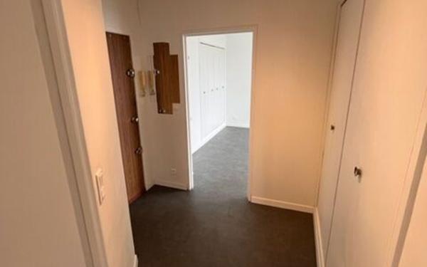 Appartement à louer    1 pièce •  Rosny-sous-Bois