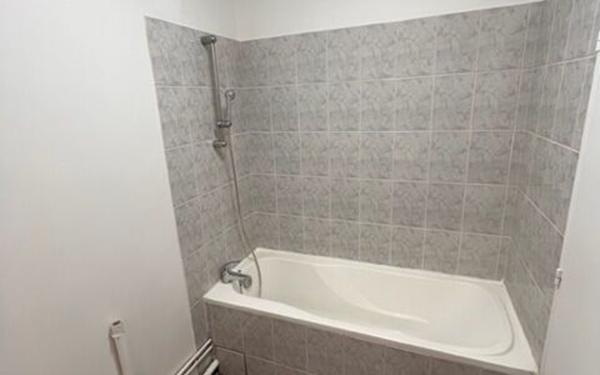 Appartement à louer    1 pièce •  Rosny-sous-Bois