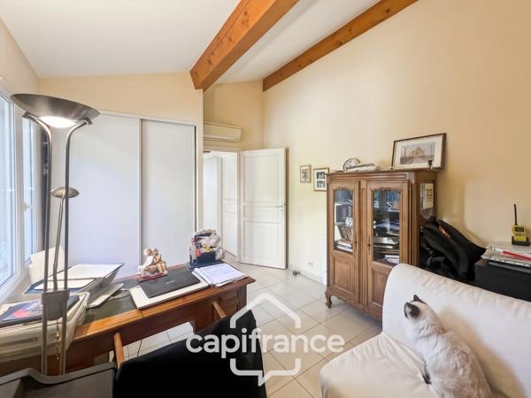 Appartement à vendre 5 pièces HYERES (83), Magnifique appartement duplex comme une maison, Terrasse de 65m2
