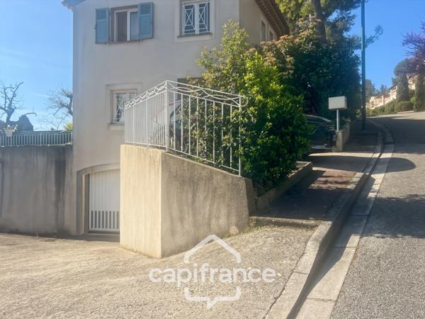 Appartement à vendre 5 pièces HYERES (83), Magnifique appartement duplex comme une maison, Terrasse de 65m2