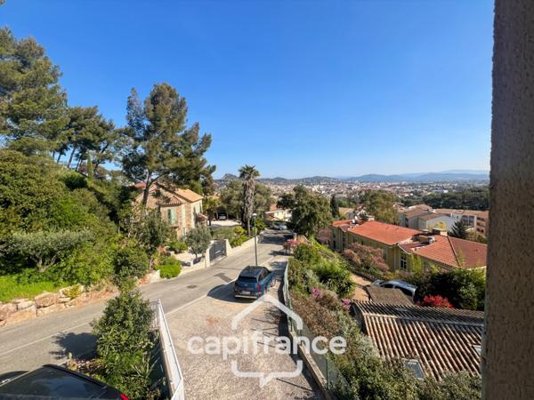 Appartement à vendre 5 pièces HYERES (83), Magnifique appartement duplex comme une maison, Terrasse de 65m2