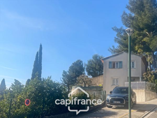 Appartement à vendre 5 pièces HYERES (83), Magnifique appartement duplex comme une maison, Terrasse de 65m2