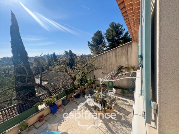 Appartement à vendre 5 pièces HYERES (83), Magnifique appartement duplex comme une maison, Terrasse de 65m2