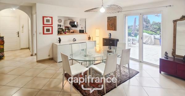 Appartement à vendre 5 pièces HYERES (83), Magnifique appartement duplex comme une maison, Terrasse de 65m2