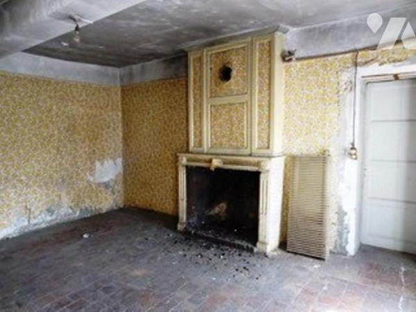 FALAISE: Immeuble d’environ 320 m², à restaurer