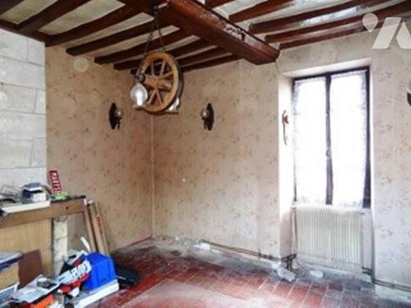 FALAISE: Immeuble d’environ 320 m², à restaurer