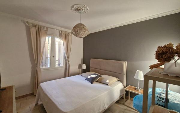 Maison à vendre    5 pièces •  Les Angles