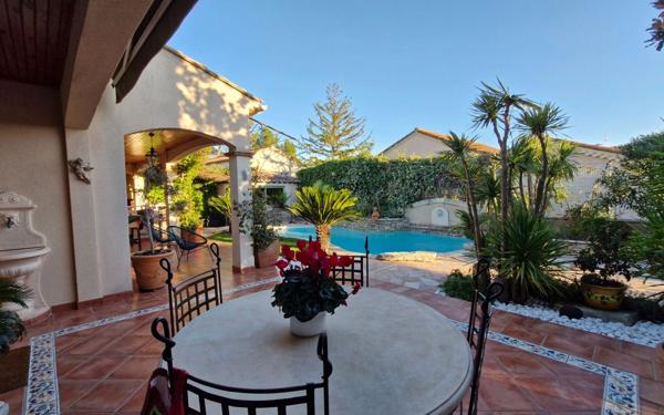 Maison à vendre    5 pièces •  Les Angles