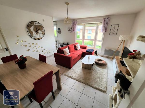 Appartement à louer 2 pièces 56.1m² Cambrai (59400)