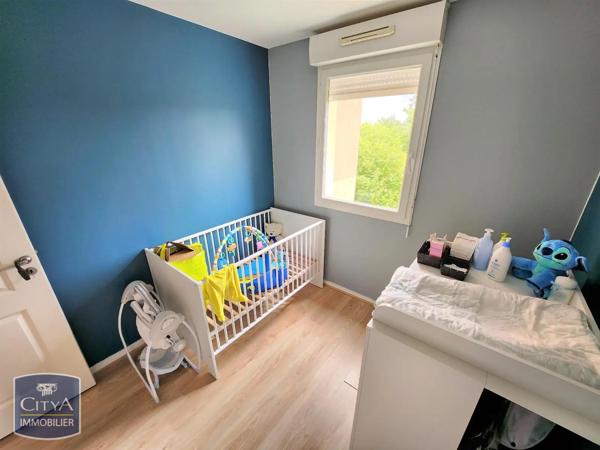 Appartement à louer 2 pièces 56.1m² Cambrai (59400)