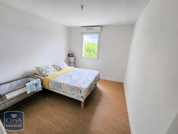 Appartement à louer 2 pièces 56.1m² Cambrai (59400)