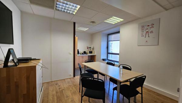 EXCLUSIVITE GRENOBLE - Vente BUREAUX 42 m² -  128 628 euros