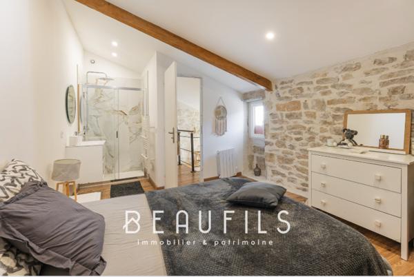 Calvisson (30420) Exclusivité - CALVISSON (30420) - MAISON DE VILLAGE - 146 M2 - 3 CHAMBRES - TERRASSE - GARAGE 30 M2