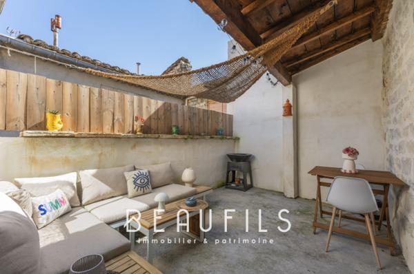Calvisson (30420) Exclusivité - CALVISSON (30420) - MAISON DE VILLAGE - 146 M2 - 3 CHAMBRES - TERRASSE - GARAGE 30 M2