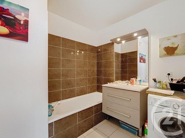 Appartement F2 à vendre  2 pièces - 38 m2 VENISSIEUX - 69