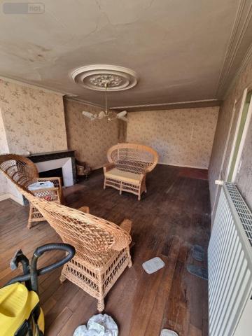 Maison de ville à vendre à Neuvy-Saint-Sépulchre dans l'Indre (36230), ref : CG/322