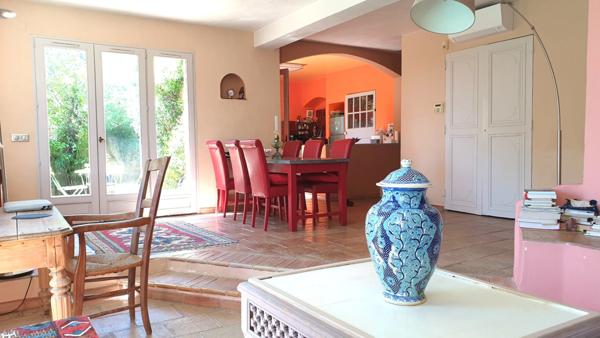 Belle villa T5 avec piscine et garage