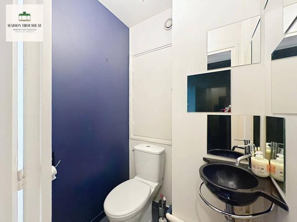 Studio avec balcon, calme et lumineux