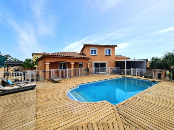 Alès - Maison de 190 m² habitables avec Piscine sur 850 m2 de terrain
