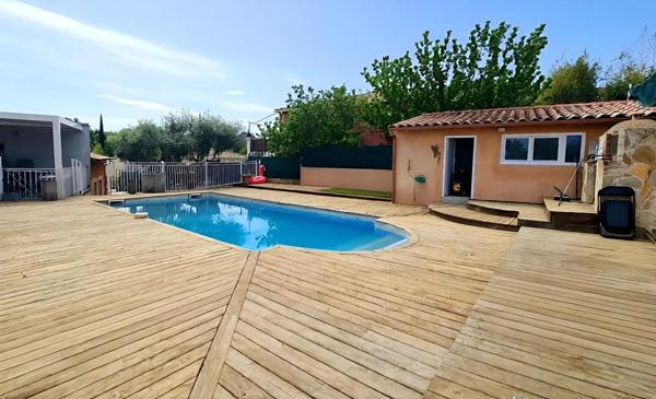 Alès - Maison de 190 m² habitables avec Piscine sur 850 m2 de terrain