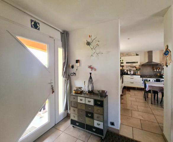 Alès - Maison de 190 m² habitables avec Piscine sur 850 m2 de terrain