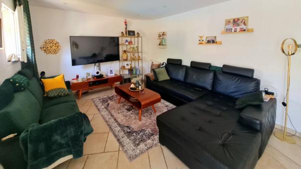 Alès - Maison de 190 m² habitables avec Piscine sur 850 m2 de terrain