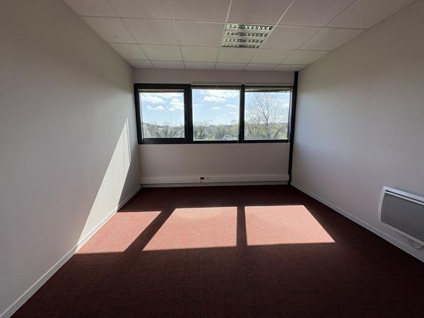 Bureaux de 166m² parfait état , Gouesnou