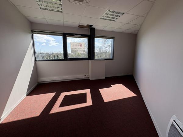 Bureaux de 166m² parfait état , Gouesnou