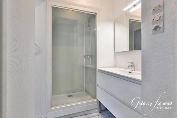Maison bourgeoise de caractère – 200 m² – 6 chambres – Terrain arboré 712 m²