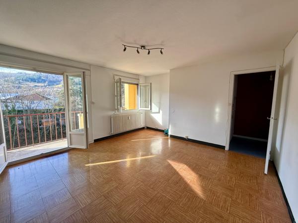 PROCHE GARE SNCF APPARTEMENT 3 CHAMBRES