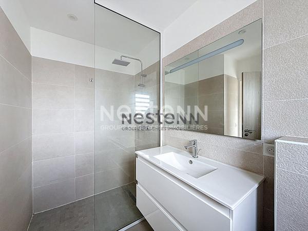 A Vendre Villa F5 avec piscine de 158.74m² d'exception à Saint-François .