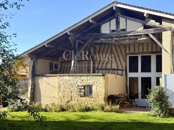 Proche d'Eymet - Ensemble immobilier avec maison principale, gîte, annexes et deux piscines