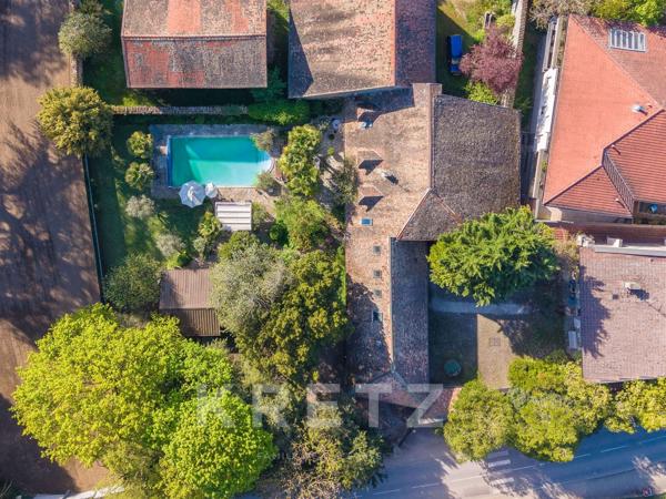 Exclusivité - VEIGY-FONCENEX – Propriété historique de caractère avec 2 maisons et dépendances