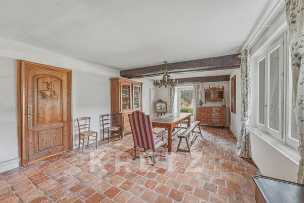 Exclusivité - VEIGY-FONCENEX – Propriété historique de caractère avec 2 maisons et dépendances