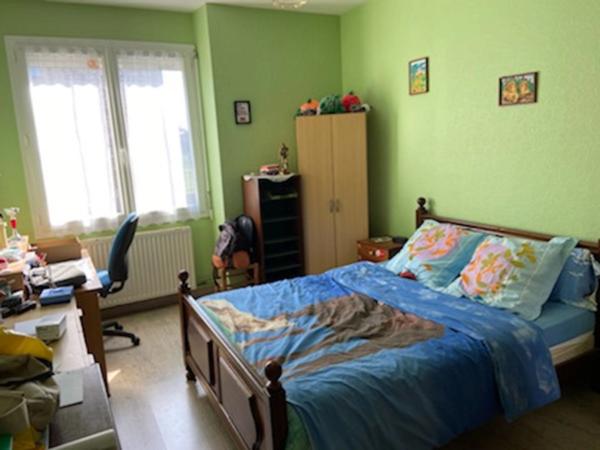 SAINT AUBIN LA PLAINE COEUR DE VILLAGE LONGERE EN PIERRES RENOVEE 4 CHAMBRES AVEC DEPENDANCE ET JARDIN