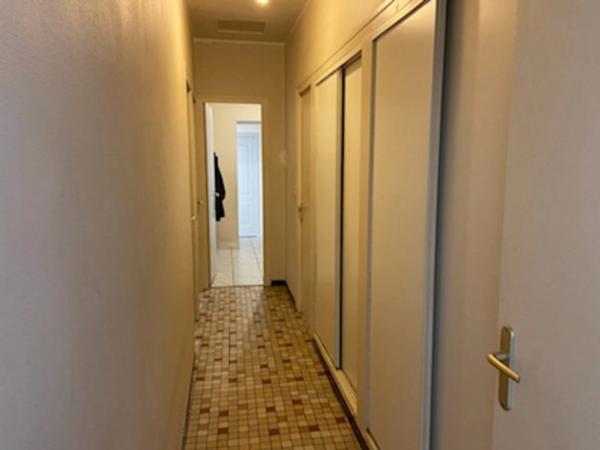 SAINT AUBIN LA PLAINE COEUR DE VILLAGE LONGERE EN PIERRES RENOVEE 4 CHAMBRES AVEC DEPENDANCE ET JARDIN