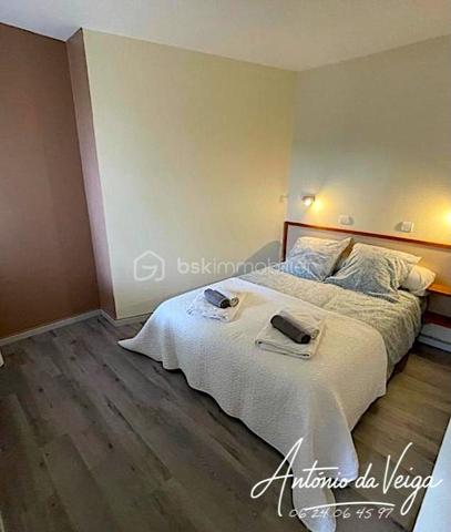 Immeuble commercial de 464,40 m²