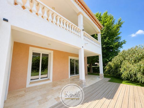 Maison 5 pièce(s) 4 chambre(s) 137.38 m²