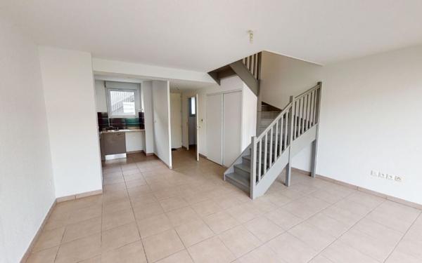 Maison à louer    3 pièces •  Launaguet