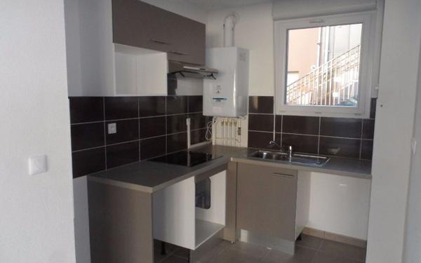 Maison à louer    3 pièces •  Launaguet