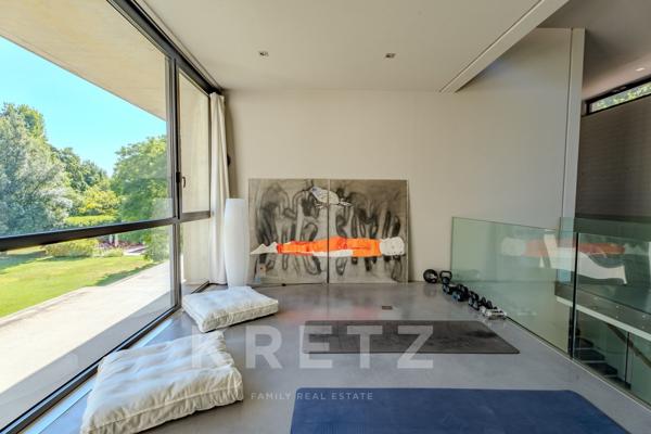 Villa contemporaine en béton banché