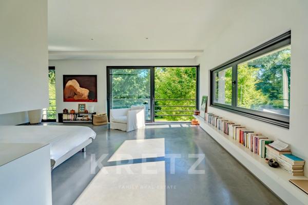 Villa contemporaine en béton banché