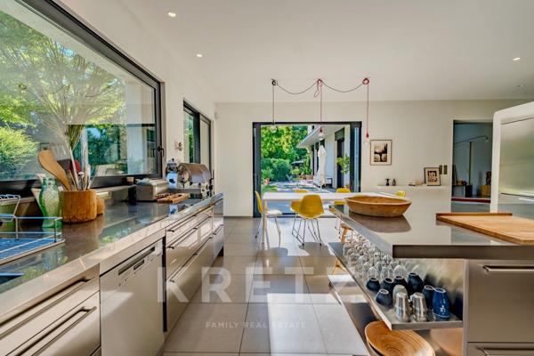 Villa contemporaine en béton banché